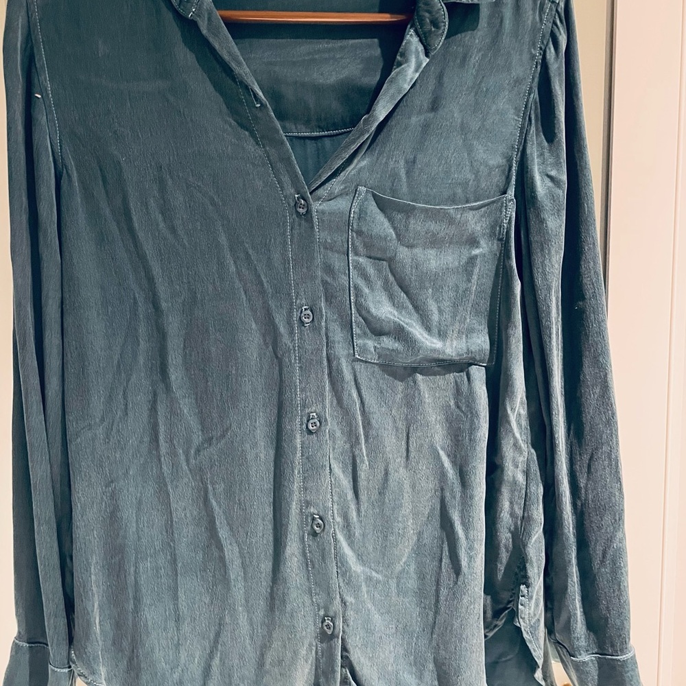 Bella Dahl button down shirt